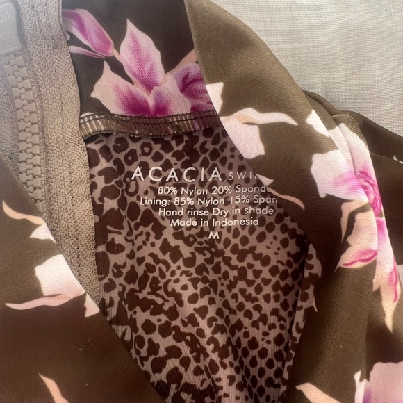 Acacia Indo Aloha Top - Picture 2 of 2